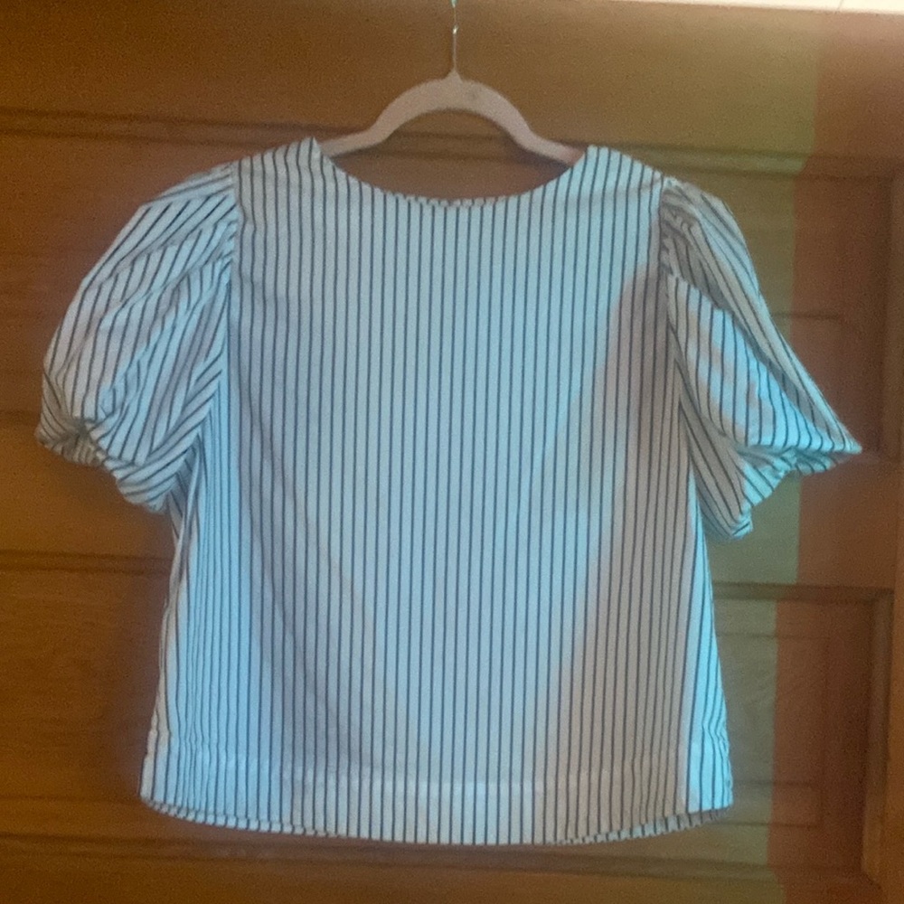 Free Market Elegant Black and White Striped Blouse